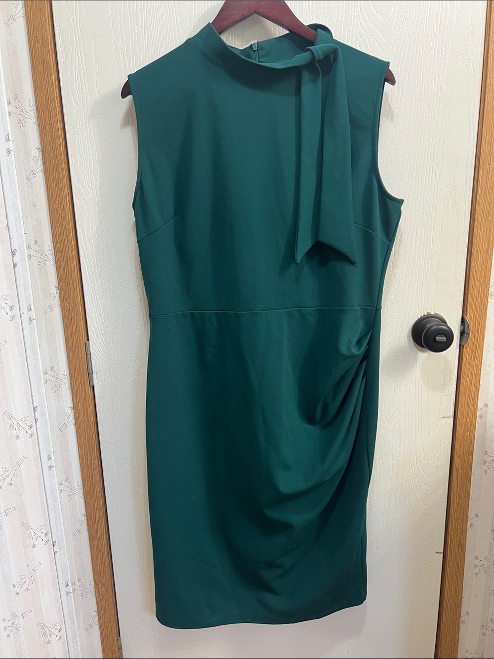 Miusol Teal Green Sleeveless Midi Dress with Neck Tie
